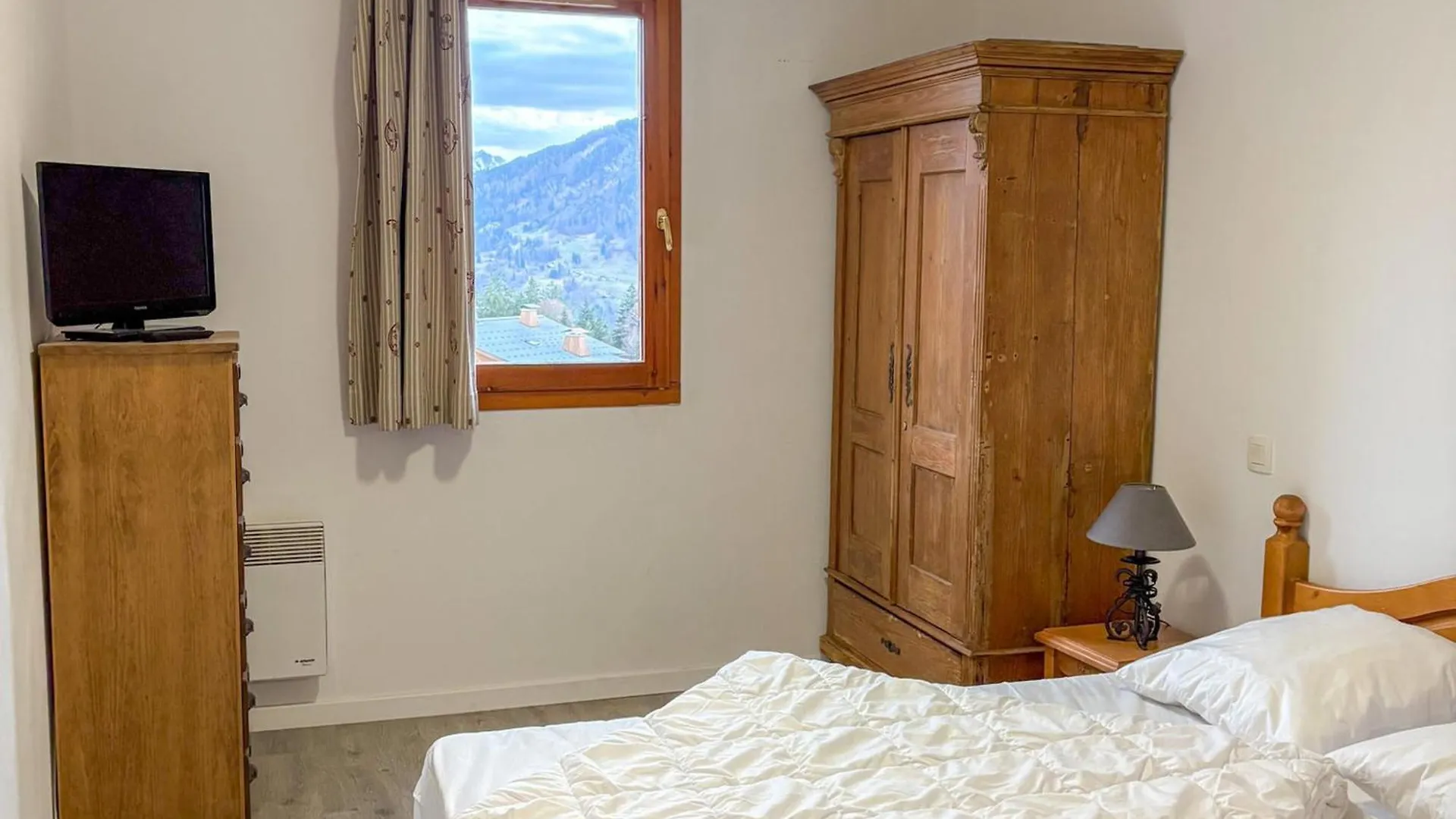 Location A Notre-Dame-De-Bellecombe: 1 Chambre, 4 Pers., Cuisine Equipee - Fr-1-807-70 アパート ノートル・ダム・ド・ベルコンブ